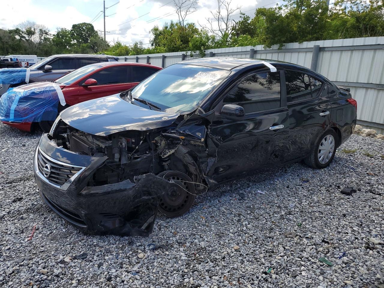 2014 NISSAN VERSA