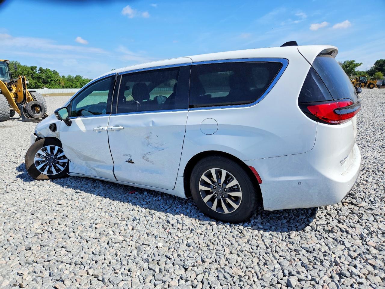 2025 CHRYSLER Pacifica