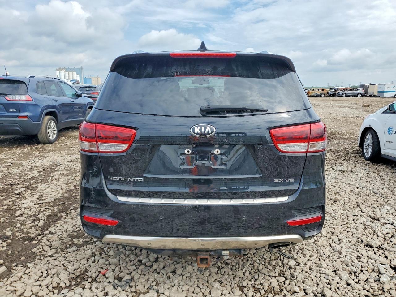 2017 KIA SORENTO