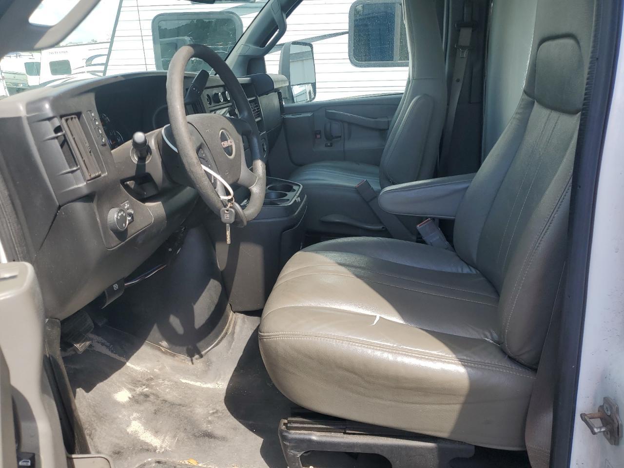 2018 GMC Savana