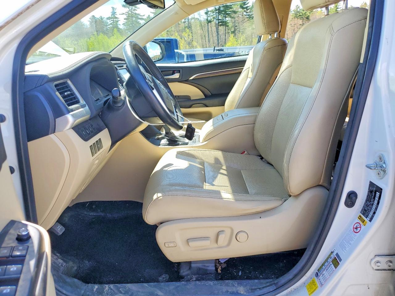 2015 TOYOTA HIGHLANDER