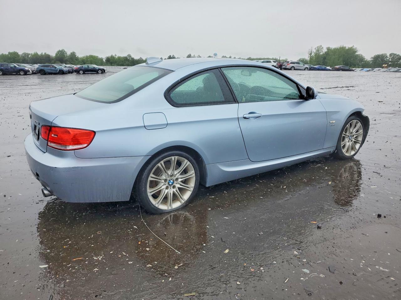 2010 BMW 3 SERIES