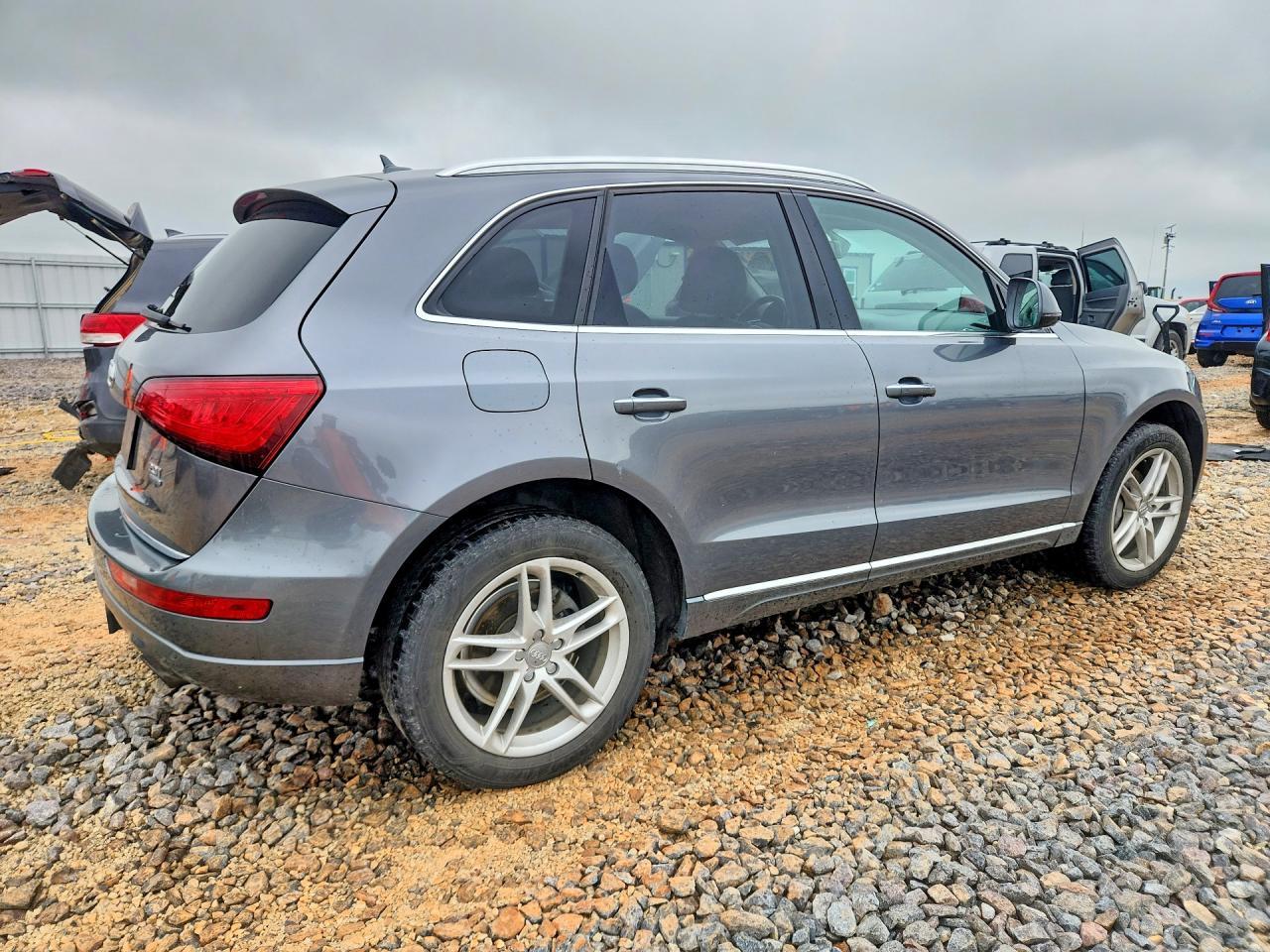 2015 AUDI Q5