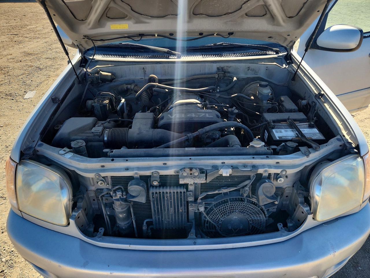 2002 TOYOTA Sequoia