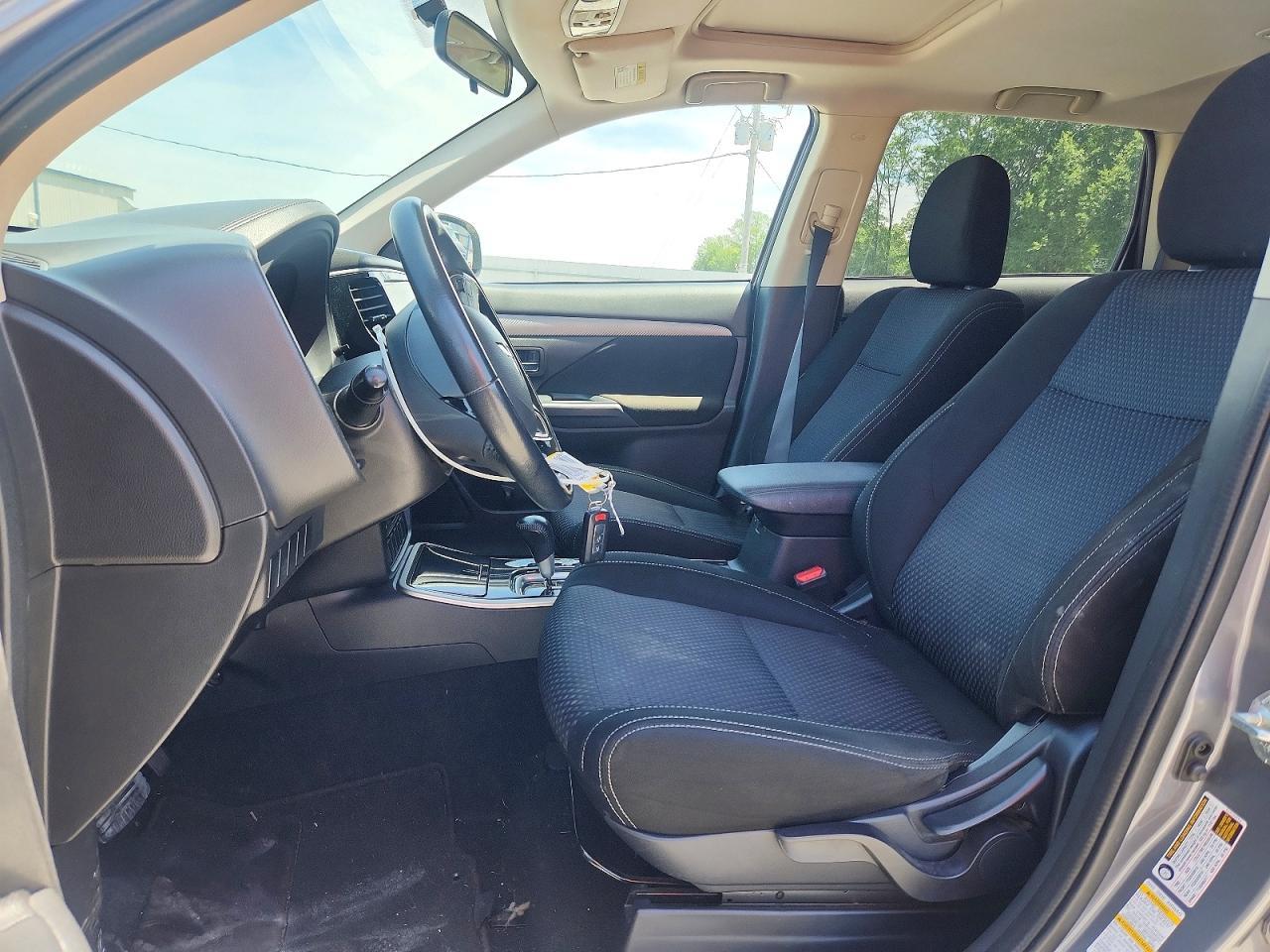 2017 MITSUBISHI outlander