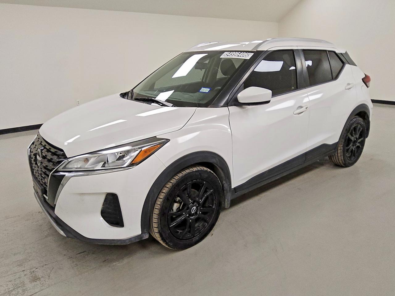 2023 NISSAN KICKS