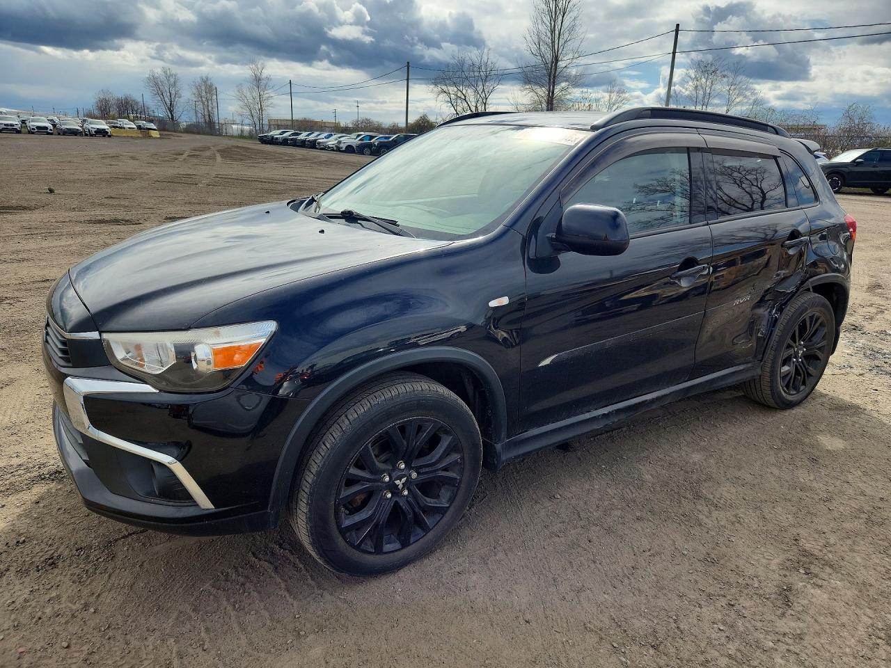 2017 MITSUBISHI RVR