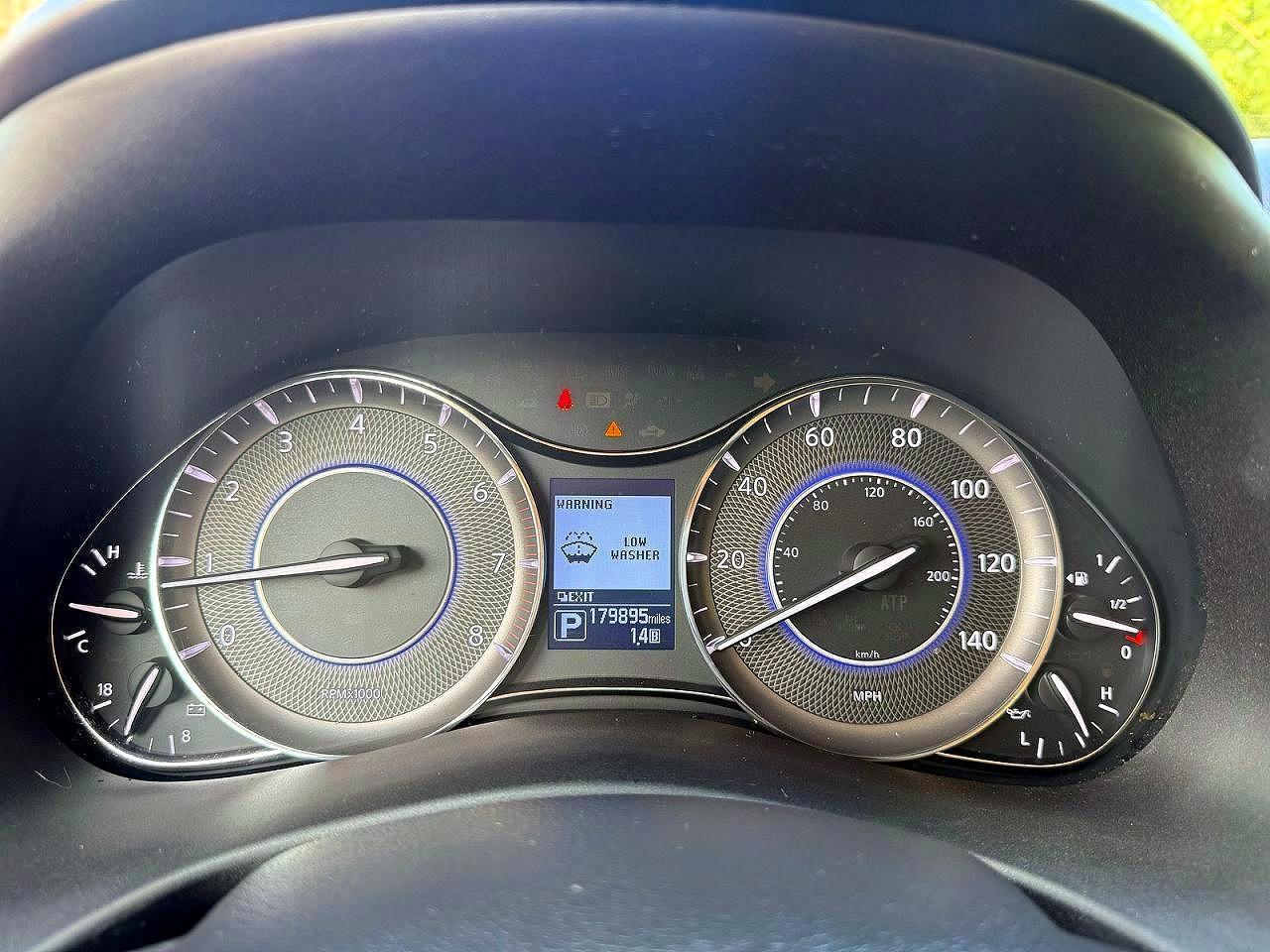 2016 INFINITI QX80