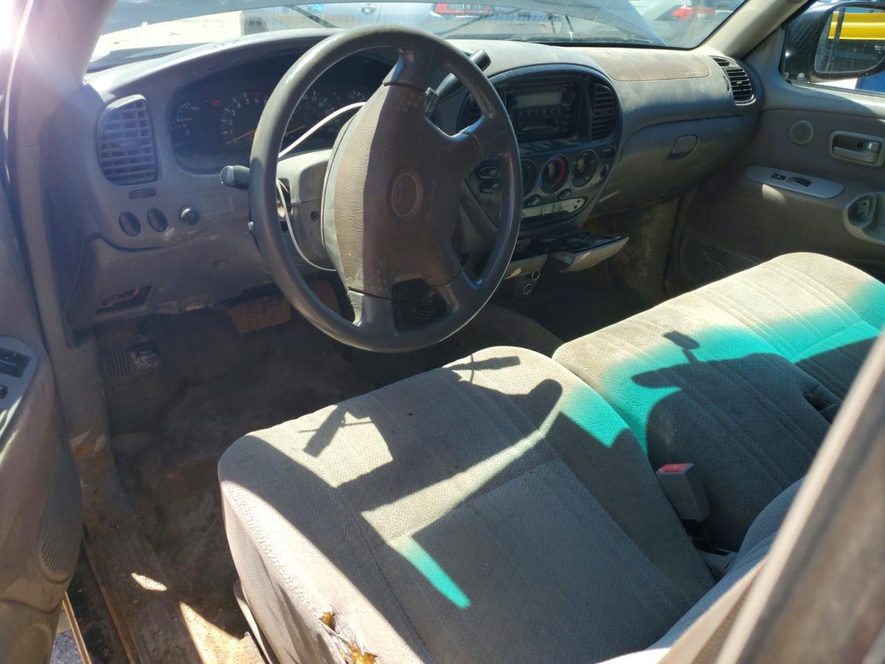 2002 TOYOTA TUNDRA