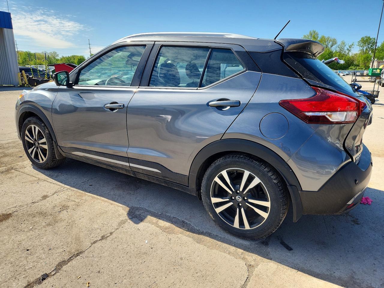 2020 NISSAN KICKS