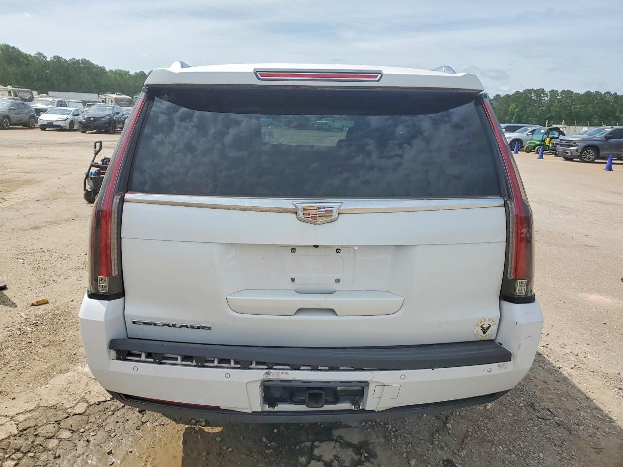 2016 CADILLAC Escalade ESV
