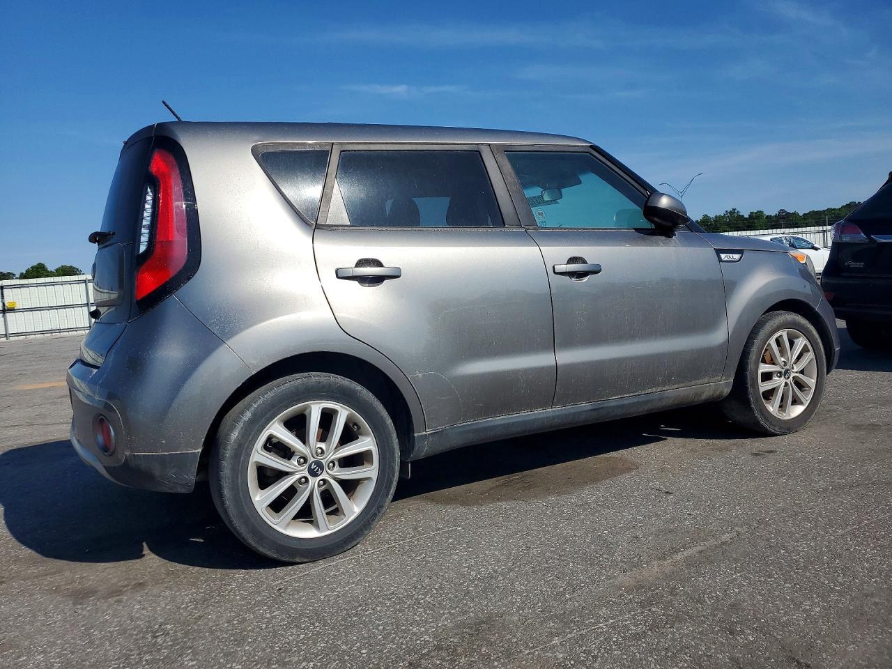 2017 KIA SOUL