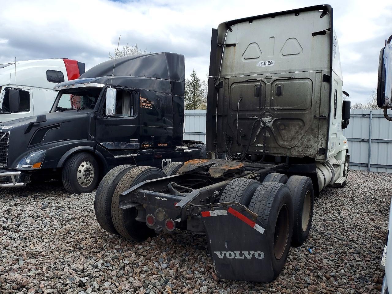 2020 FREIGHTLINER CASCADIA 125