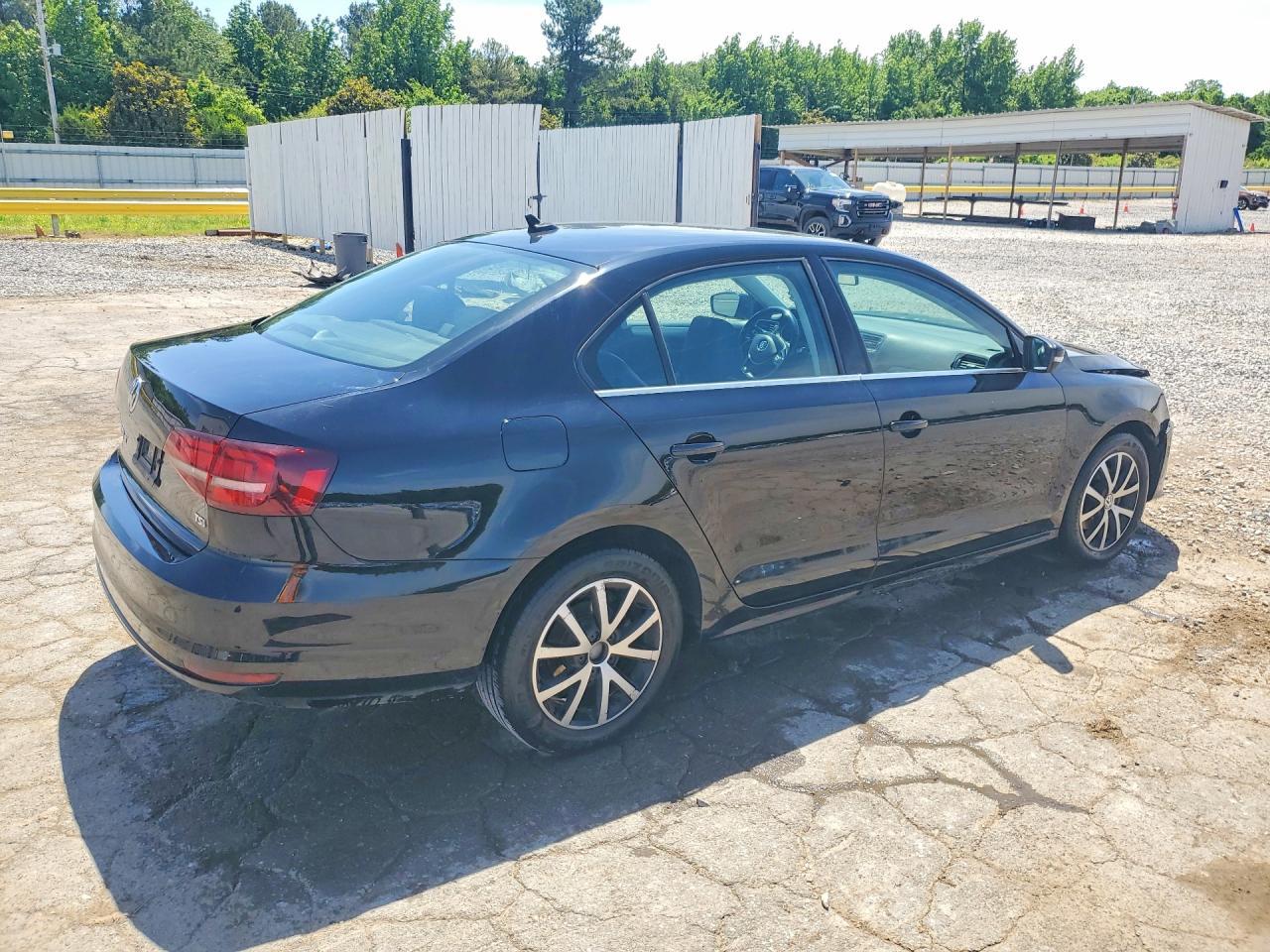 2017 VOLKSWAGEN JETTA