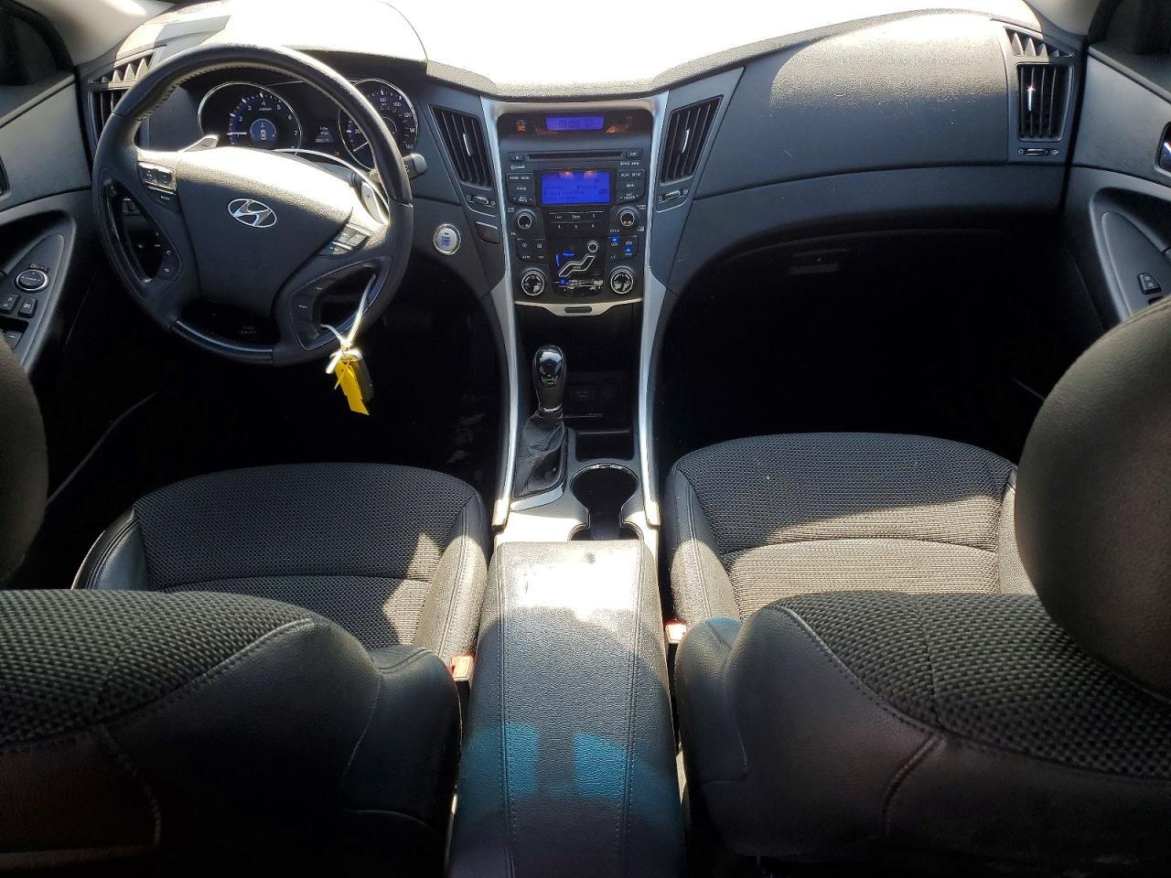 2012 HYUNDAI SONATA