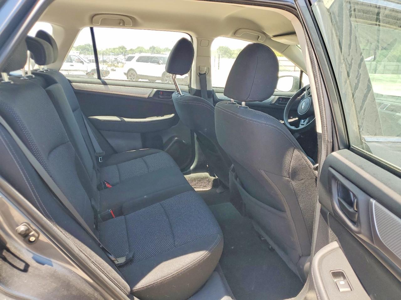 2019 SUBARU Outback