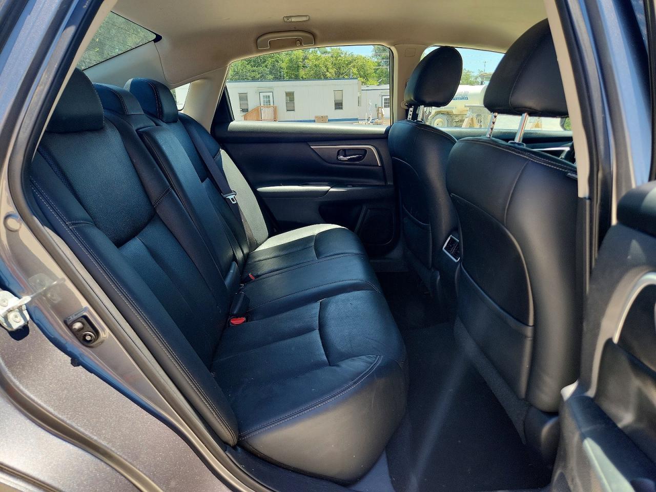 2017 NISSAN ALTIMA