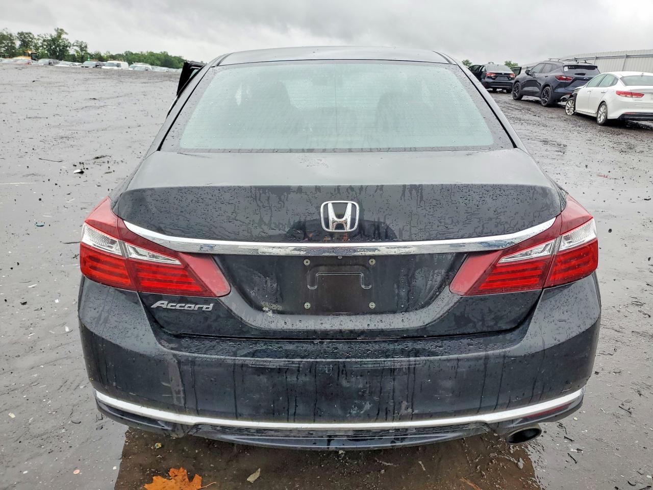2017 HONDA ACCORD