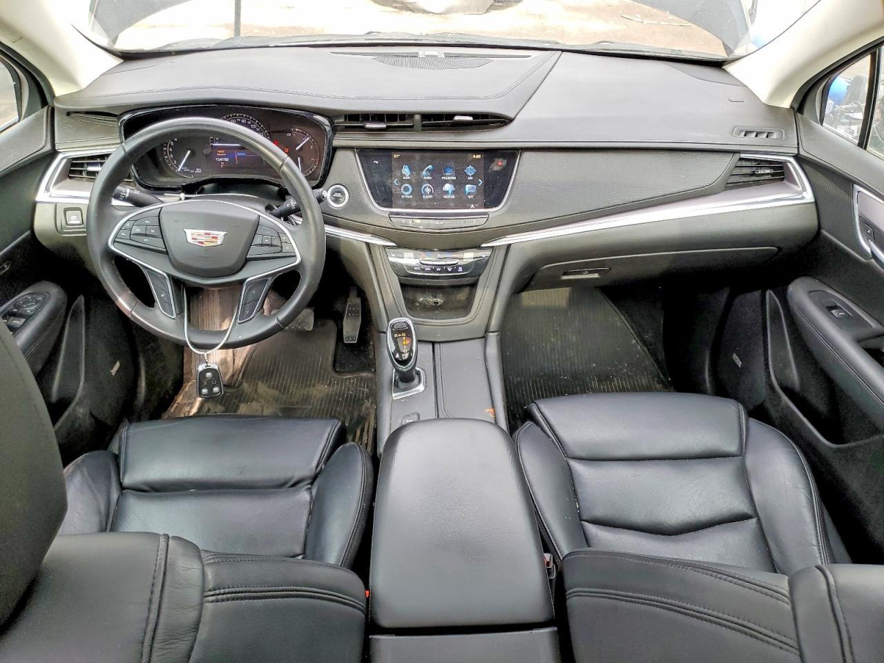 2017 CADILLAC XT5