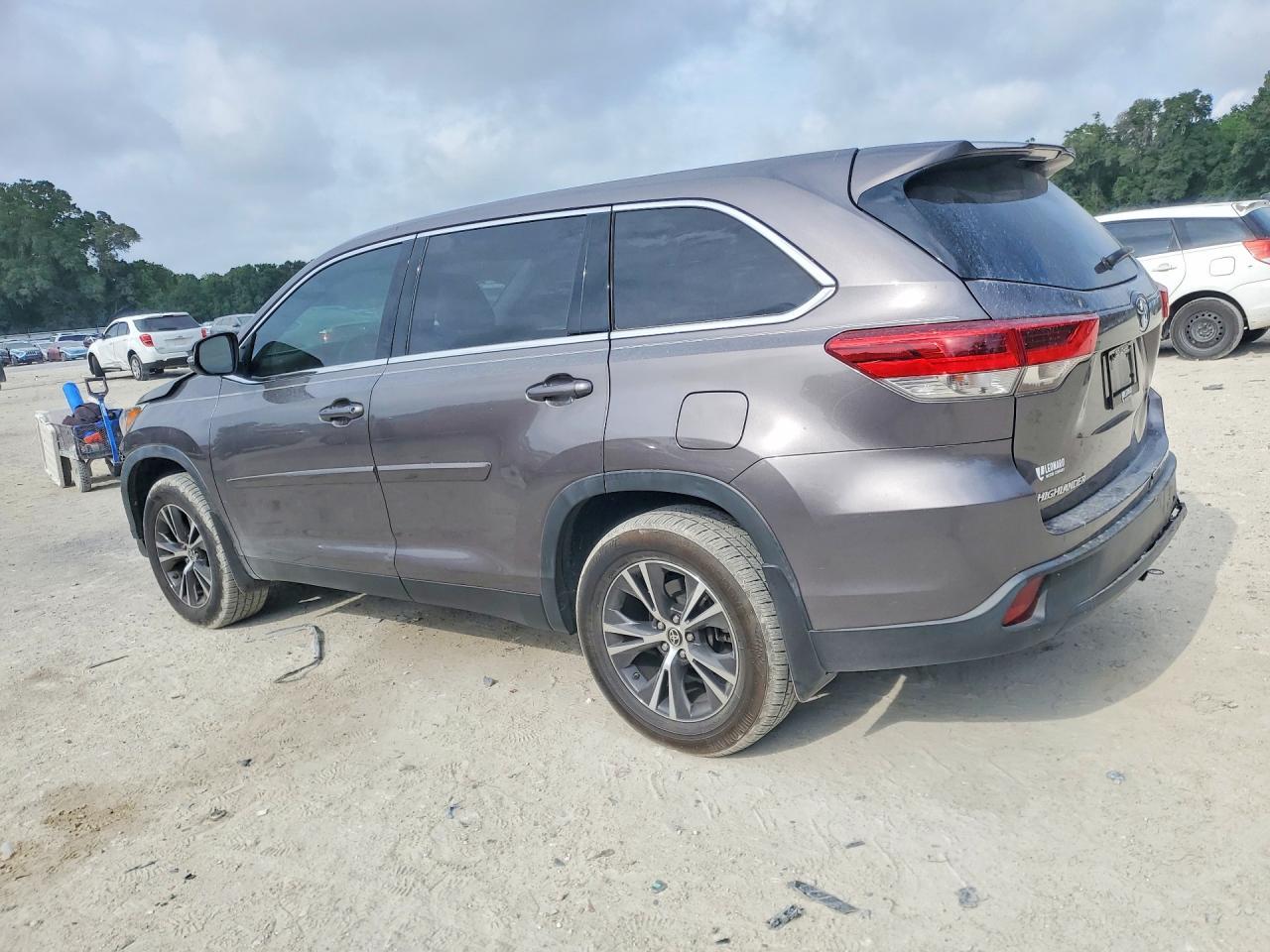 2019 TOYOTA HIGHLANDER