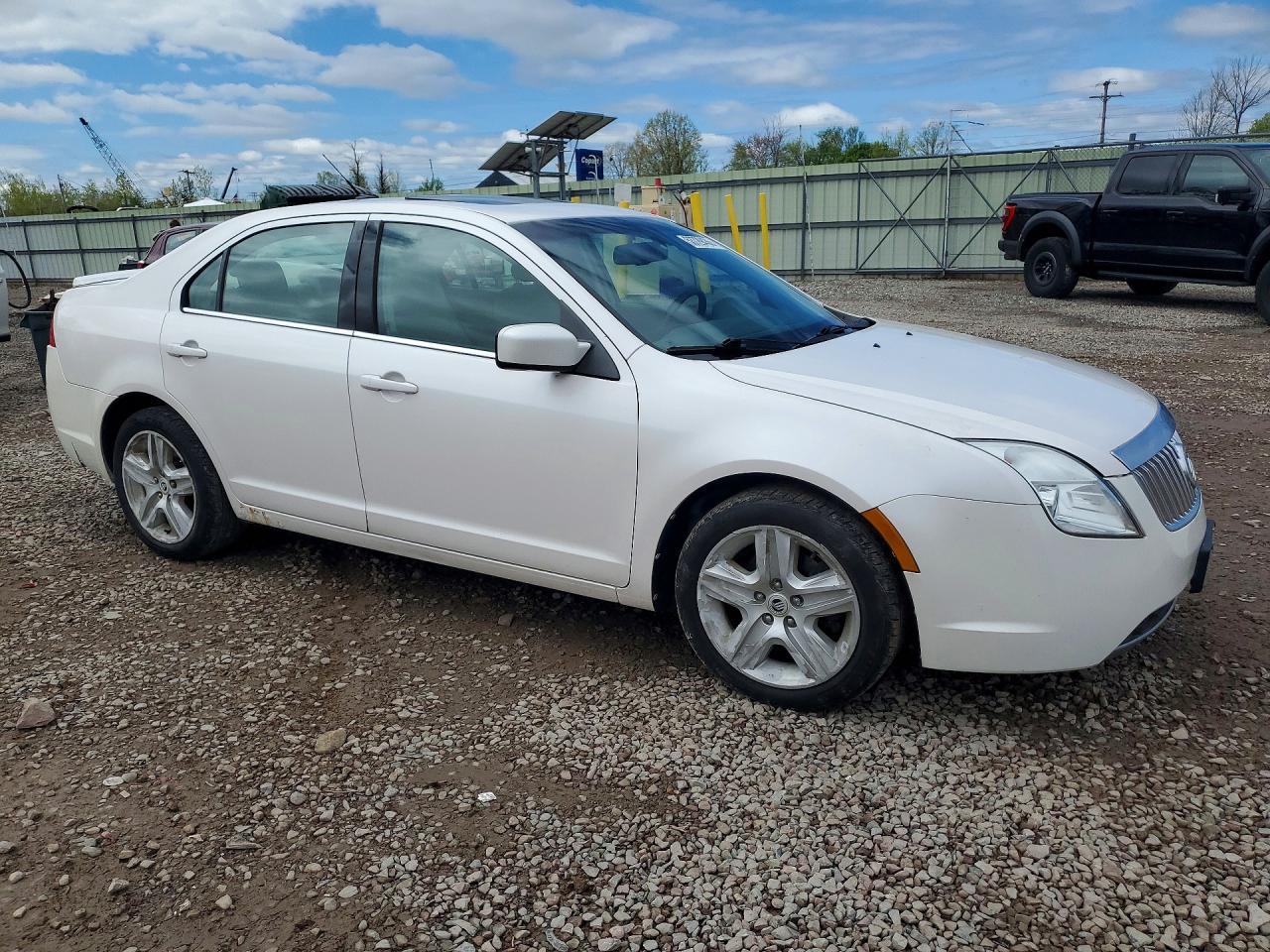 2010 MERCURY Milan