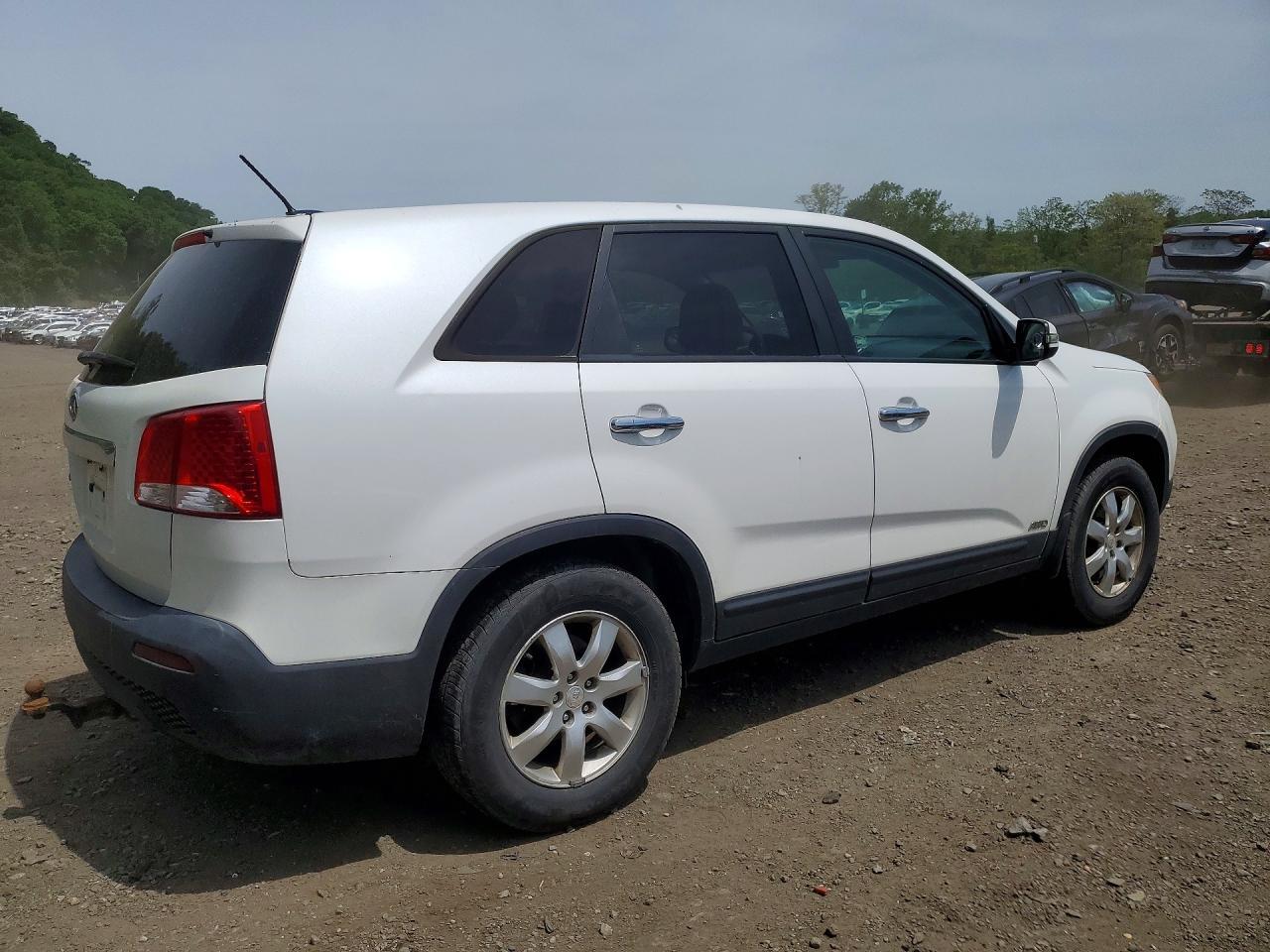 2011 KIA SORENTO