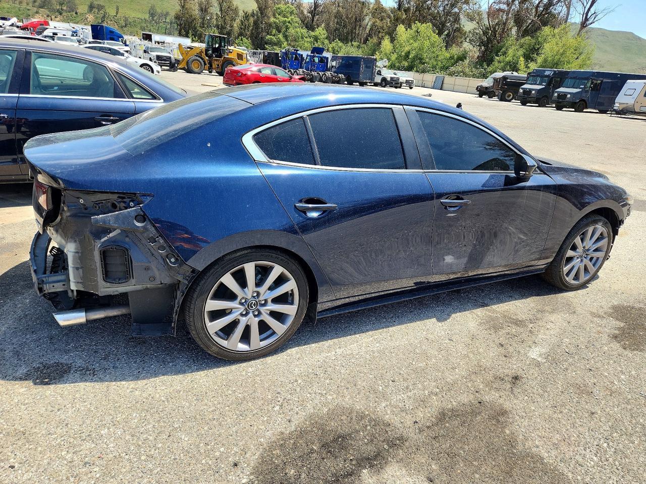 2021 MAZDA 3