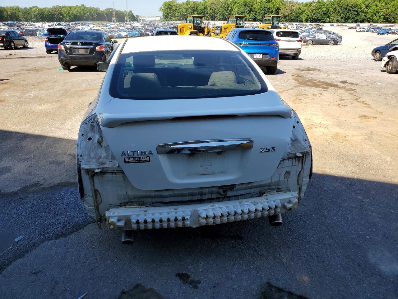 2012 NISSAN ALTIMA