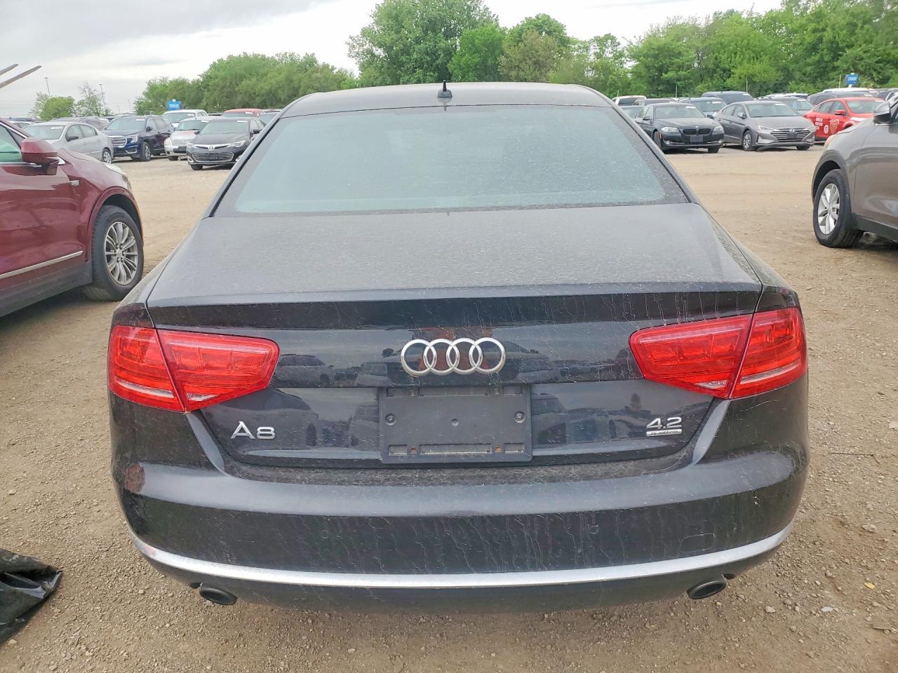 2011 AUDI A8 QUATTRO