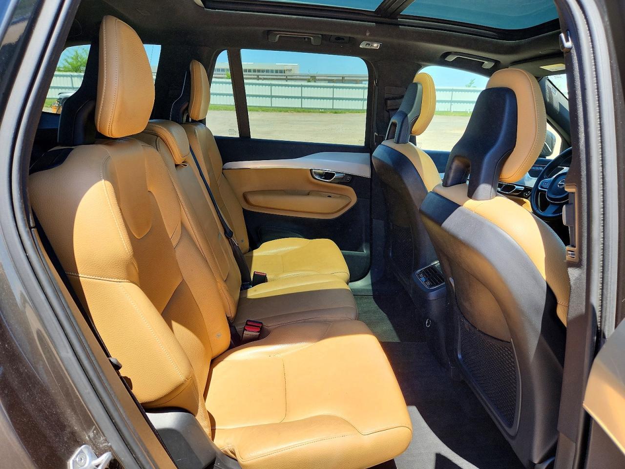 2018 VOLVO XC90