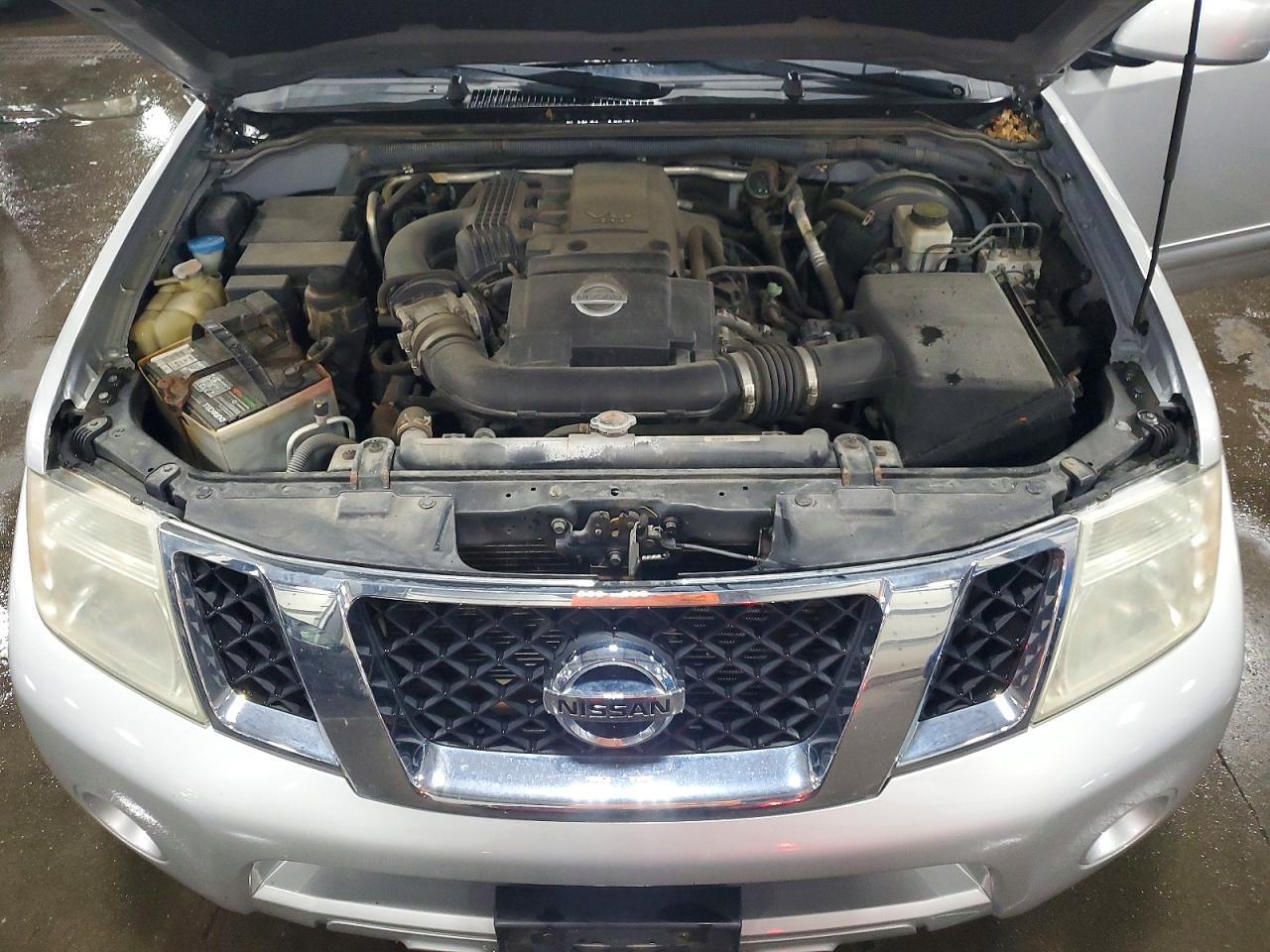 2012 NISSAN PATHFINDER