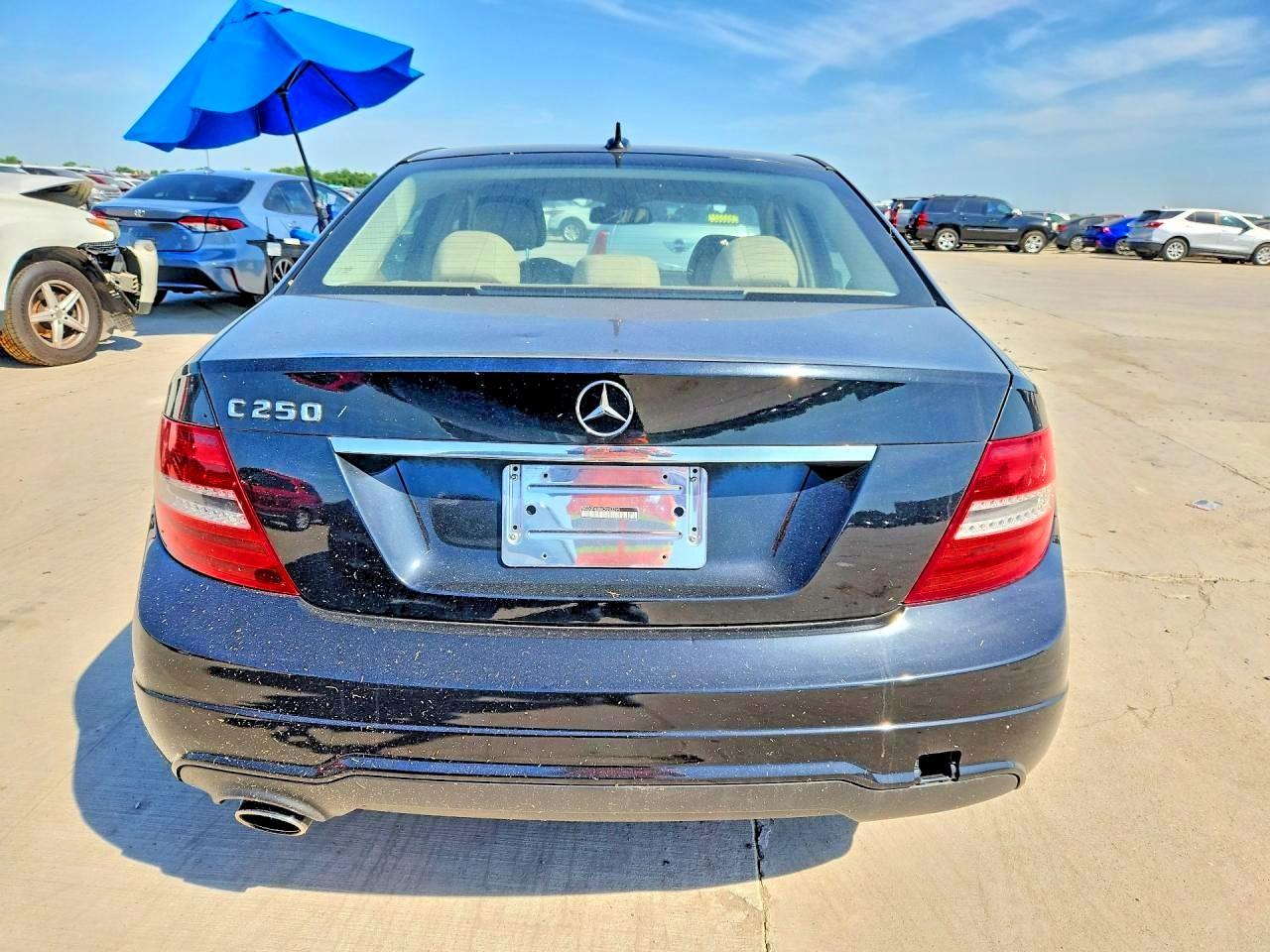 2012 MERCEDES-BENZ C-CLASS