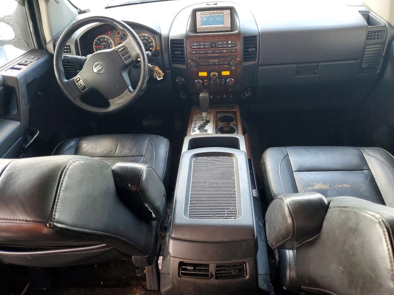 2012 NISSAN Titan