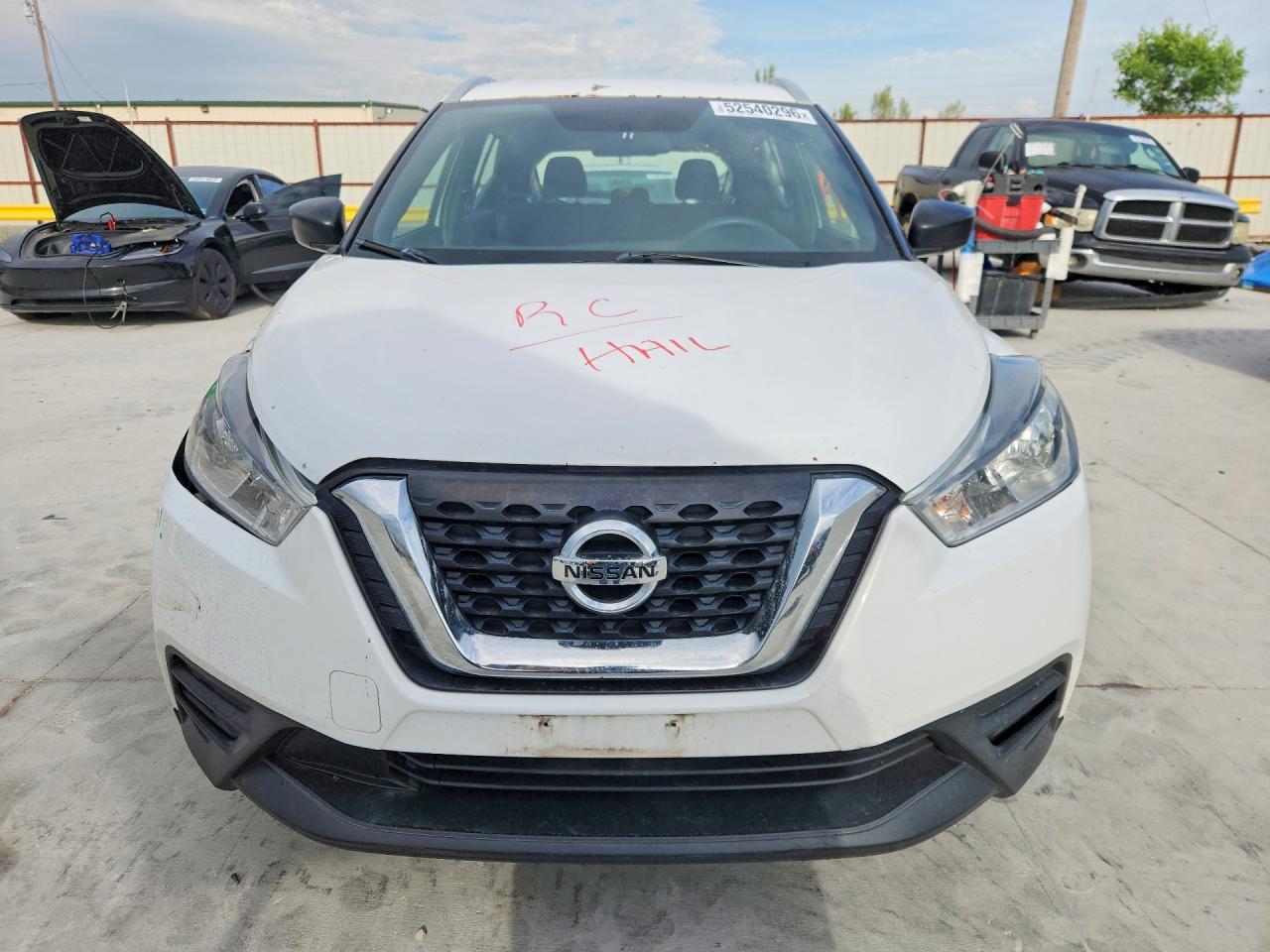 2018 NISSAN KICKS