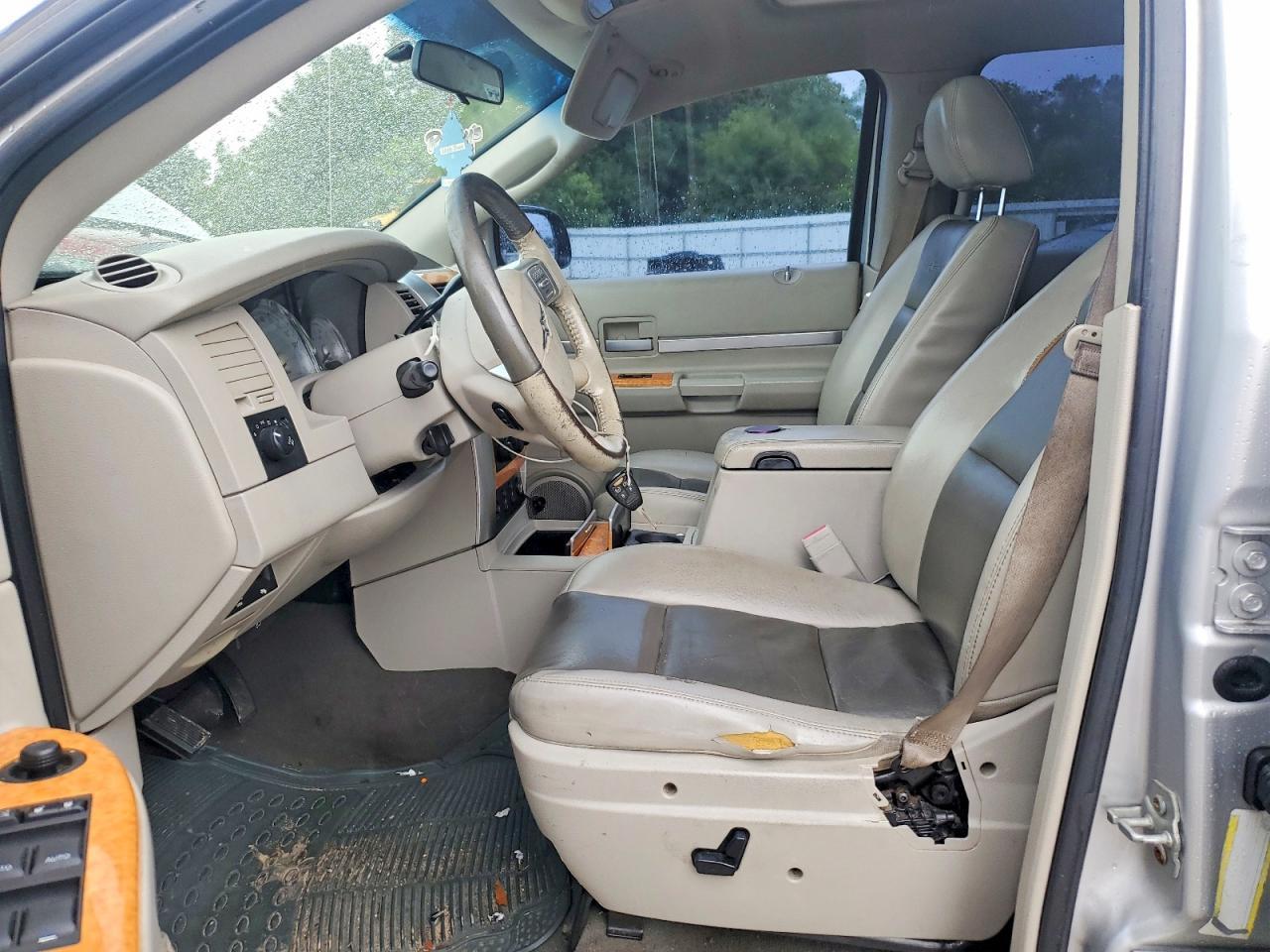 2008 CHRYSLER Aspen