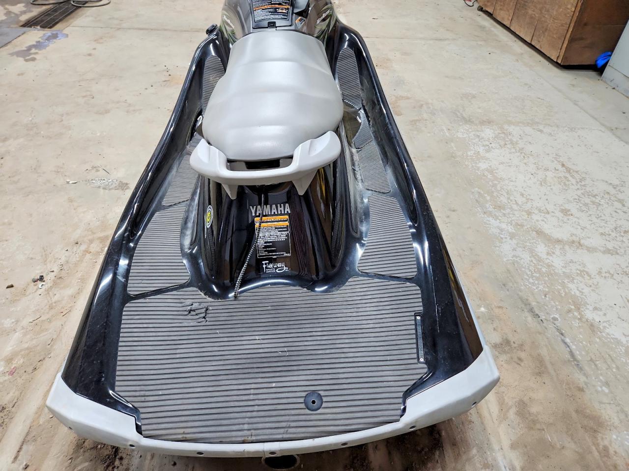 2011 Yam Wave Runner Vx110