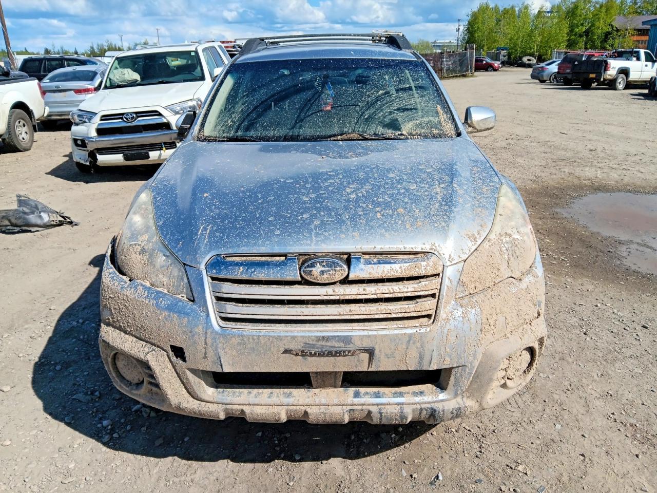 2013 SUBARU Outback