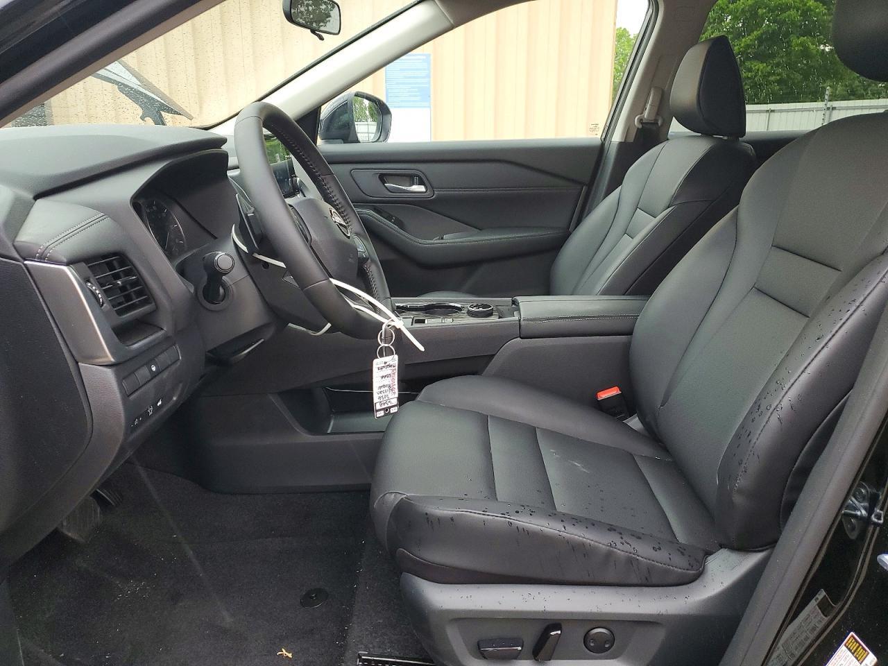2026 NISSAN ROGUE