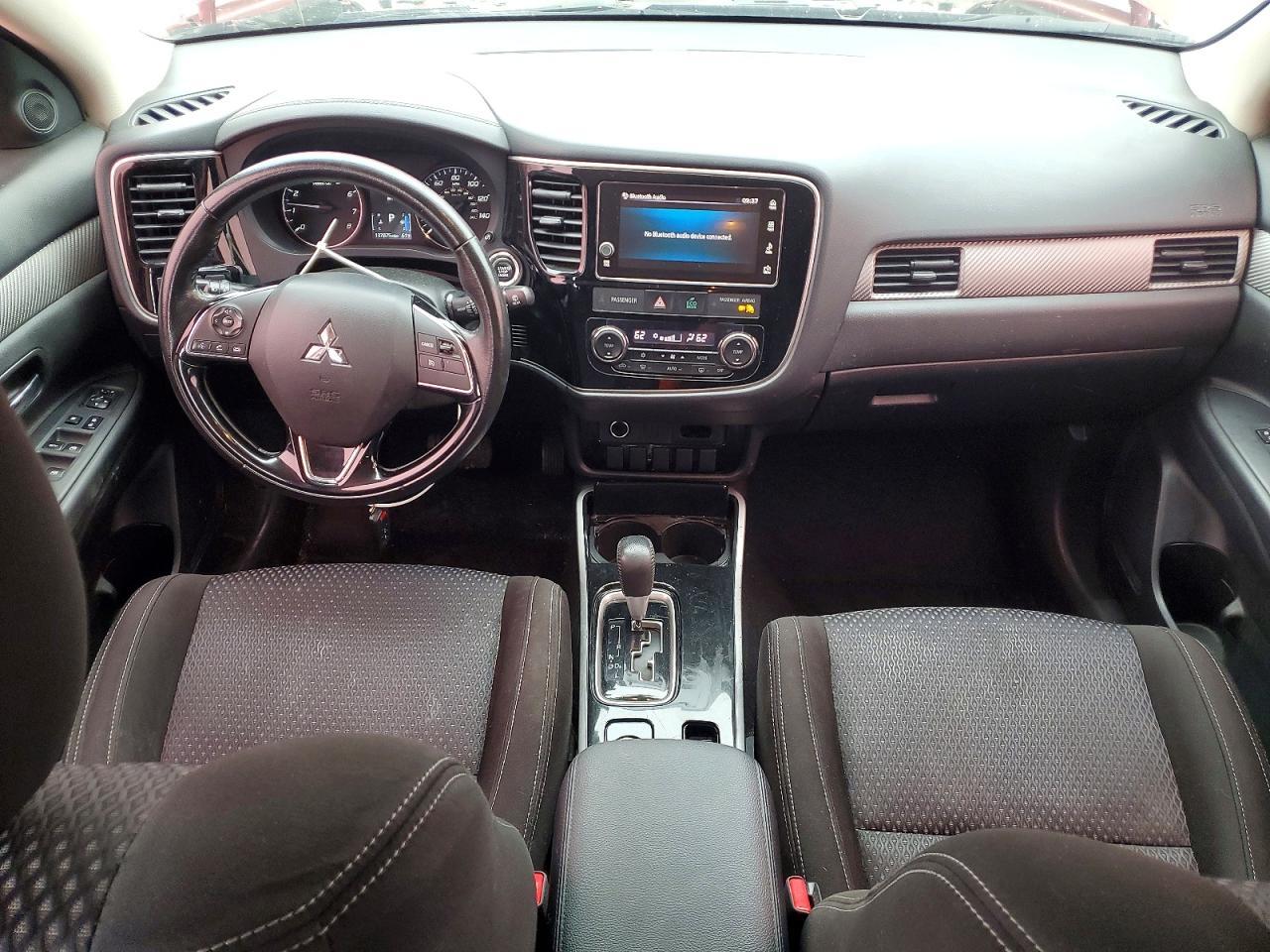 2018 MITSUBISHI outlander