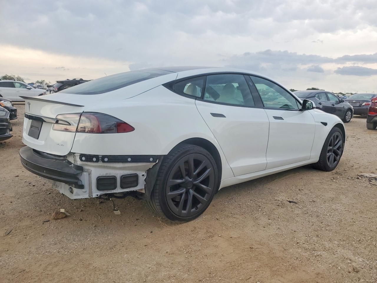 2022 TESLA MODEL S