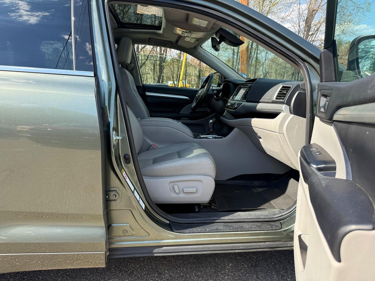 2018 TOYOTA HIGHLANDER