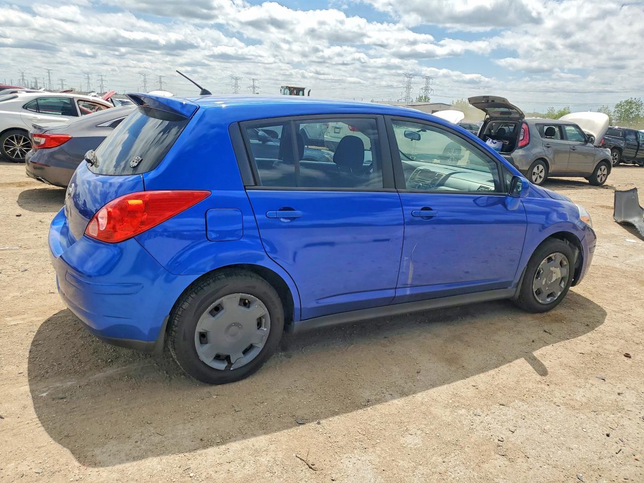 2009 NISSAN VERSA