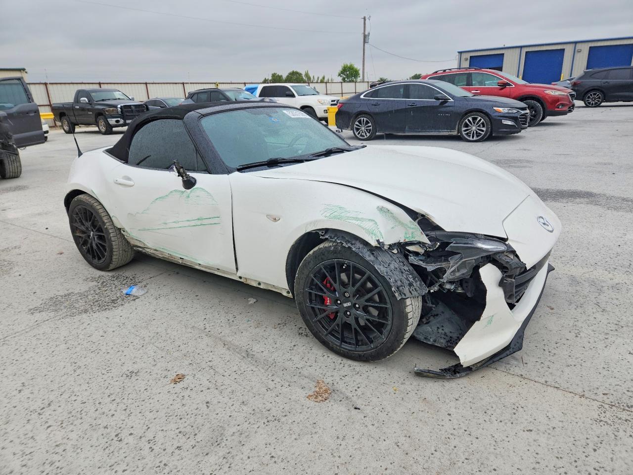 2016 MAZDA MX-5 Miata