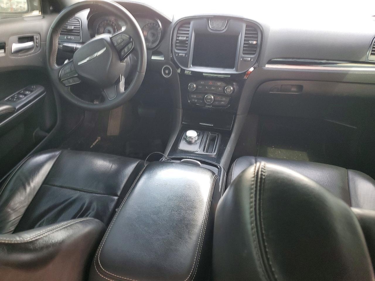 2023 CHRYSLER 300