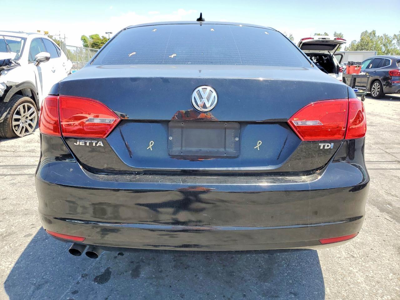 2014 VOLKSWAGEN JETTA