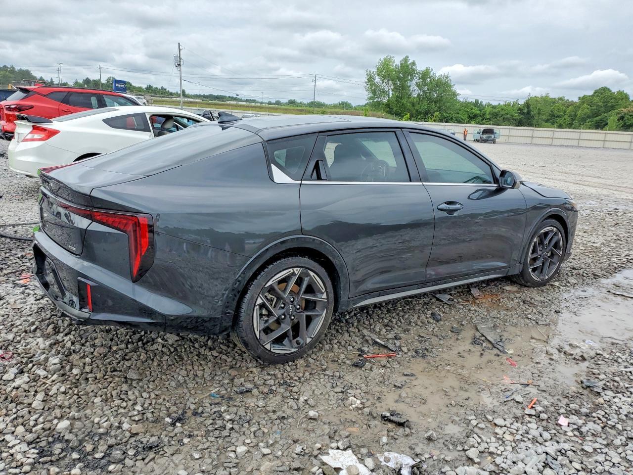 2025 KIA K4