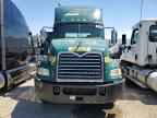 2016 MACK Cxu612