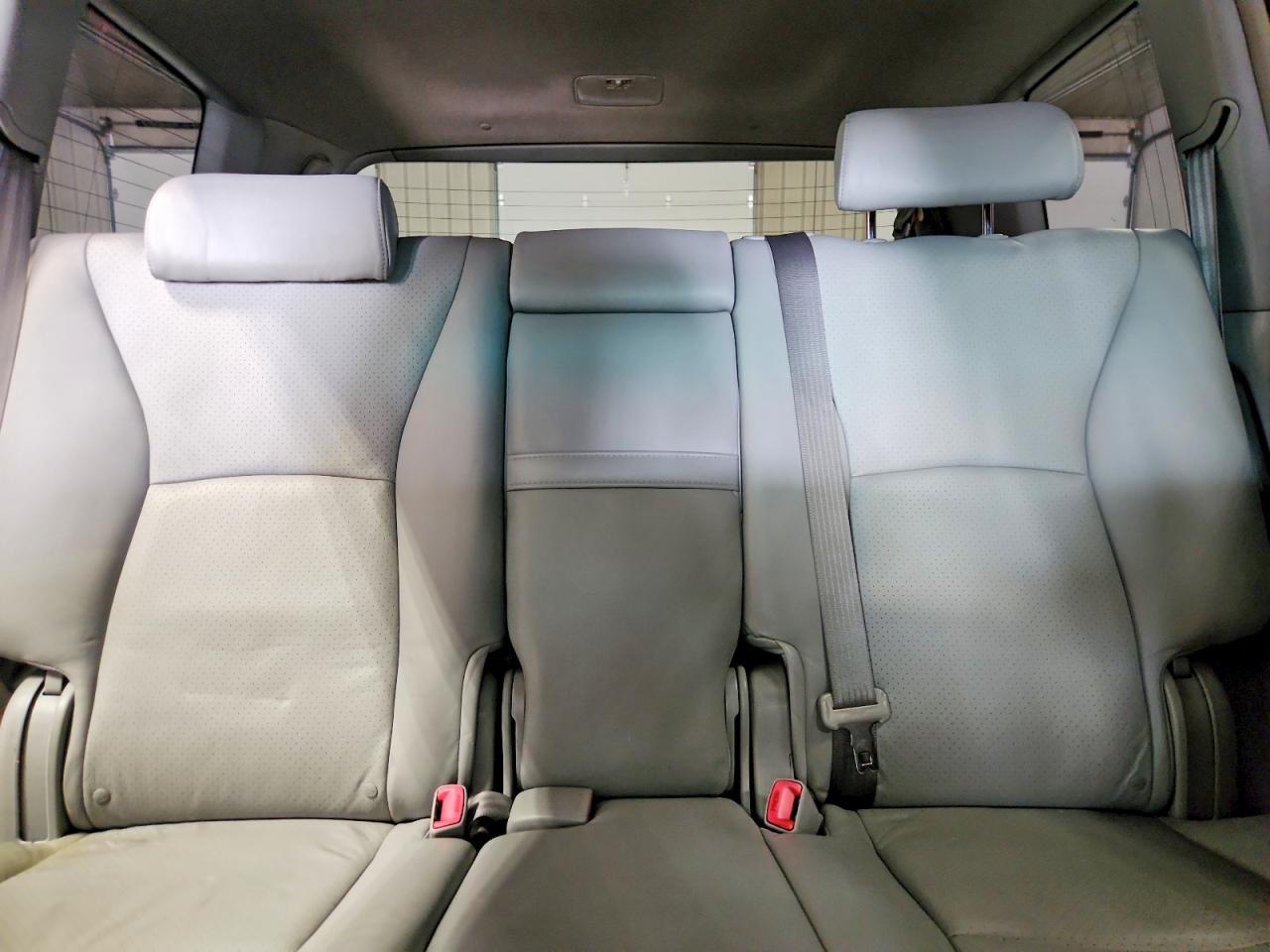 2006 TOYOTA HIGHLANDER