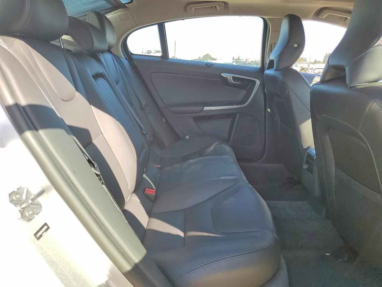 2018 VOLVO S60