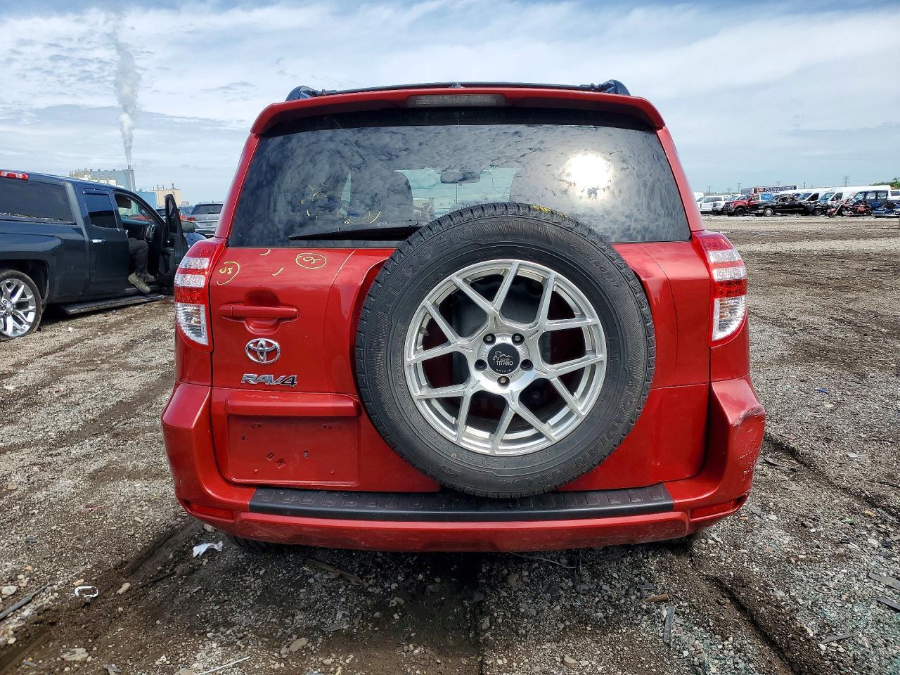2012 TOYOTA RAV4